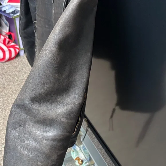 California Creations Women's Black Leather Jacket - Picture 9 of 15